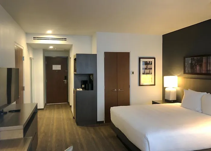 Hyatt House Santa Fe