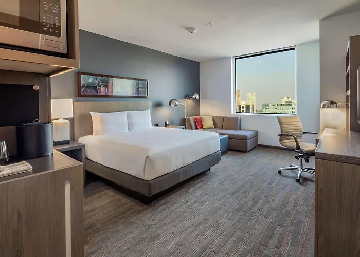 Hyatt House Santa Fe 4*