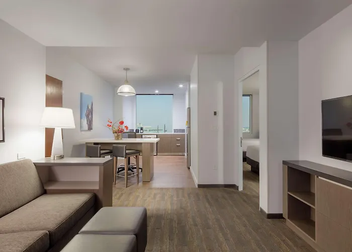 Hyatt House Santa Fe Hotel