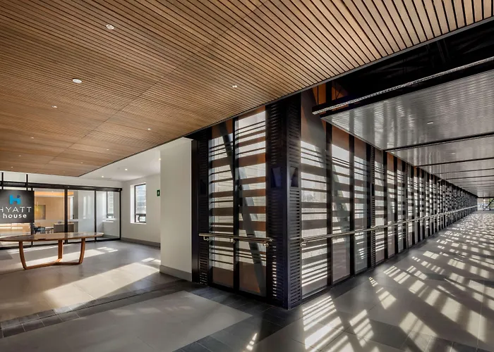 Hyatt House Santa Fe Hotel 4*